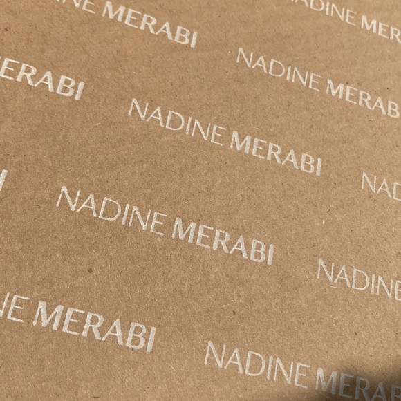 Nadine MERABI Logo Primted Packaging Cardboard Box - Picture 5 of 9